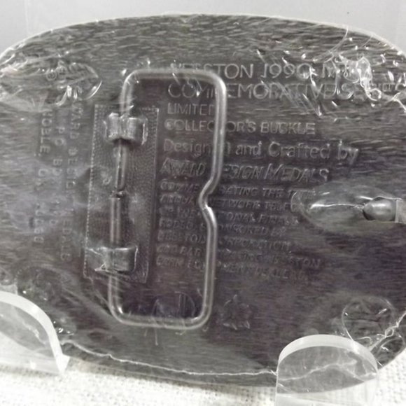 National Finals Rodeo 1990 HESSTON FIATAGRI Buckle - Picture 5 of 8